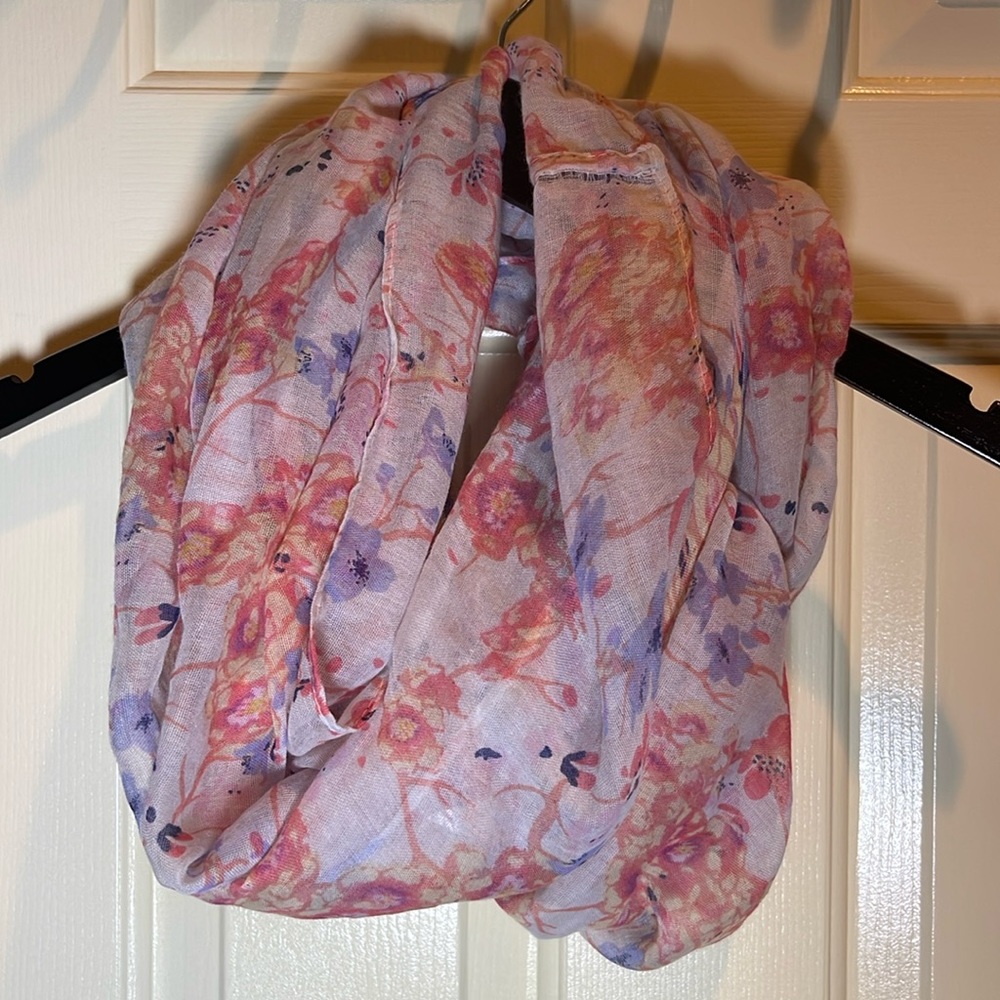Infinity scarf